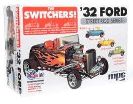 Ford  - Switchers 1932  - 1:25 - MPC - MPC992 - mpc992 | The Diecast Company