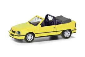 Opel  - Kadett E GSi cabrio yellow - 1:87 - Herpa - H421027 - herpa421027 | The Diecast Company