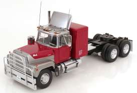 Mack  - RL700L 1974 red/silver - 1:18 - Road Kings - 180173 - rk180173 | The Diecast Company