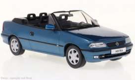 Opel  - Astra F Cabrio turquoise - 1:24 - Whitebox - 124234 - WB124234 | The Diecast Company