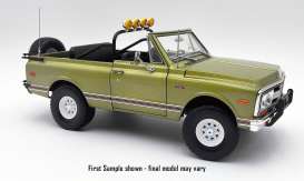 GMC  - Jimmy 1972 green - 1:18 - Acme Diecast - 1807714 - acme1807714 | The Diecast Company