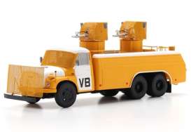 Tatra  - T148 yellow - 1:43 - Schuco - 03762 - schuco03762 | The Diecast Company