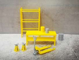 diorama  - yellow - 1:18 - Dioramatoys - DT31892yellow | The Diecast Company