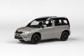 Skoda  - Yeti FL 2013 grey steel - 1:43 - Abrex - 143AB-031CN-b - ab143AB-031CN-b | The Diecast Company