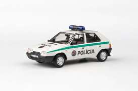 Skoda  - Favorit 136L 1988 white/green - 1:43 - Abrex - 143ABSX-708XA9 - ab143ABSX-708XA9 | The Diecast Company