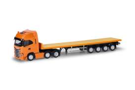 Iveco  - S-Way 6x2 orange - 1:87 - Herpa Trucks - H318259 - herpa318259 | The Diecast Company