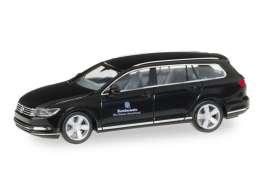 Volkswagen  - Passat Variant black - 1:87 - Herpa - 700870 - herpa700870 | The Diecast Company