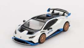 Lamborghini  - Huracan 2023 white/blue/black - 1:64 - Mini GT - 00788-R - MGT00788rhd | The Diecast Company