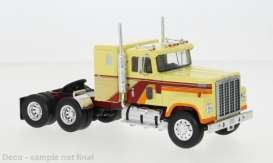 International  - Transter 4300 1980 beige - 1:43 - IXO Models - tr217 - ixtr217 | The Diecast Company