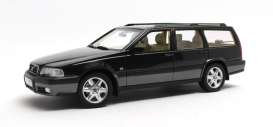 Volvo  - V70 XC Cross Country black - 1:18 - Cult Models - CML181-4 - CML181-4 | The Diecast Company