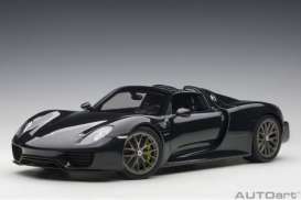 Porsche  - 918 Spyder 2013 black - 1:12 - AutoArt - 12121 - autoart12121 | The Diecast Company