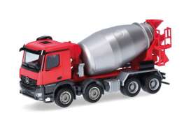 Mercedes Benz  - Arocs M red/grey - 1:87 - Herpa - H319133 - herpa319133 | The Diecast Company