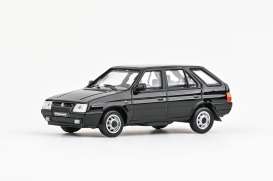 Skoda  - Forman 1993 black - 1:43 - Abrex - 143ABS-713DC - ab143ABS-713DC | The Diecast Company