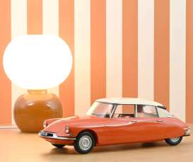 Citroen  - ID 19 1957 orange/cream - 1:12 - Norev - 121580 - nor121580 | The Diecast Company