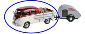 Volkswagen  - Type 2 (T1) red/white - 1:24 - Motor Max - 79570 - mmax79570 | The Diecast Company