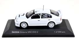 Skoda  - Ocatvia white - 1:43 - Fox18 - FOX43037 - FOX43037 | The Diecast Company