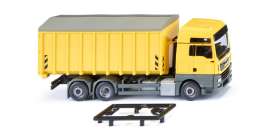 MAN  - TGX yellow - 1:87 - Wiking - 0672054 - WIK7205 | The Diecast Company