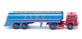 MAN  - Tanker blue/red - 1:87 - Wiking - 0882484 - WIK8248 | The Diecast Company