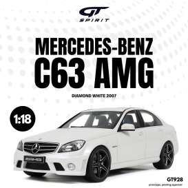 Mercedes Benz  - C63 AMG 2007 white - 1:18 - GT Spirit - GT928 - GT928 | The Diecast Company