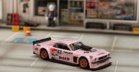 Ford  - Mustang pink - 1:64 - Street Weapon - STW092 - STW092 | The Diecast Company